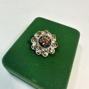 Vintage Womens 1 inch Flower Brooch White and Orange